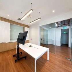 Robinson Square (D1), Office #568209281